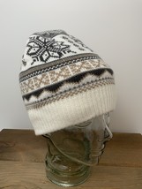 Reversible Mukluks Winter White Hat Womens One Size Snowflake Beanie Exc... - $323.95 MXN