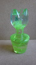 2007 Kosta Boda Sweden Ulrica HYDMAN-VALLIEN Flower Power Art Glass Green Tulip - £59.32 GBP