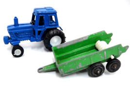 Vintage Tootsie Toy Farm Trailer Manure Spreader &amp; Unmarked Blue Tractor Lot 2 - £7.88 GBP