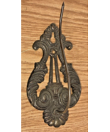 Ornate Cast Iron Victorian Wall Mount Hook Receipt Invoice Spike [e-06] - $11.28 CAD