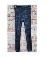Spanx Look At Me Now Seamless Black Camo Leggings Size Small - £35.39 GBP
