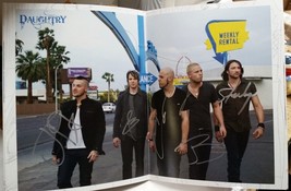 DAUGHTRY - LEAVE THIS TOWN TOUR @SIGNED@ MINT CONCERT TOUR PROGRAM BOOK ... - £39.31 GBP