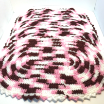 Placemats White, Pink and Maroon Set of 4 VTG Rectangle Handmade Crochet Yarn - £11.60 GBP