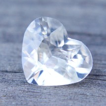 Natural Sapphire with slight yellow hue | Heart Cut | 10.70x9.20 mm | 3.02 Carat - £3,453.21 GBP