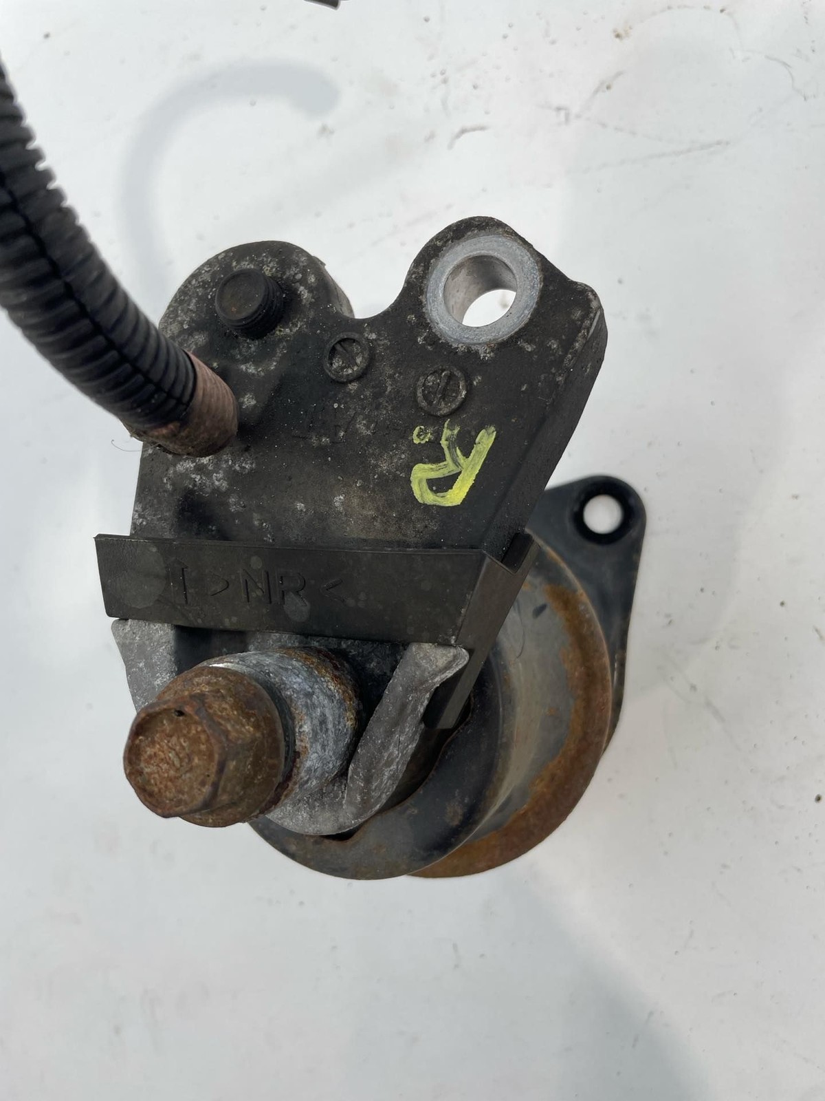 2011 Honda Fit Sport 1.5L RH Passenger Engine Frame Mount Bracket & Ground Cable Item image 5