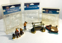 Beautiful VTG Set of 3 Lemax Christmas Village 2002 Carole Towne Collection. - £24.66 GBP