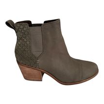 TOMS Women's Everly Chelsea Boot Olive Size 10 Nubuck Leather Quilted Suede - $42.74