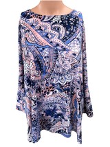Woman’s 2X Blouse With Bell Sleeves  - $148.14 MXN