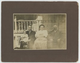 Antique 1909 Mounted Photo Family Sitting in Front of House in Bellows Falls, VT - £14.57 GBP