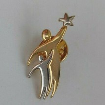 Vintage Mother &amp; Child Reaching For The Stars Lapel Hat Pin - £4.26 GBP