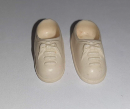 Vintage 1966 TUTTI Me n My Dog White Squishy Tennis Shoes #3554 JAPAN - £19.78 GBP
