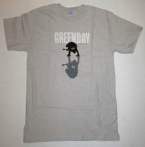 GREEN DAY GUITAR SOLO T-SHIRT FROM 2006, SIZE LARGE, PUNK ROCK   - $19.99