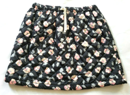 OshKosh B&#39;Gosh Girls Quilted Skirt Black Floral kids size 12 - £7.07 GBP