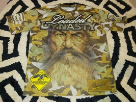 Duck Dynasty  Duck  Commander   Camo Men&#39;s tshirt  Size 2X MADE IN USA - £16.95 GBP