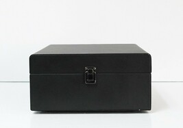 Crosley Voyager CR8017A-BK Portable Bluetooth Turntable Record Player image 4