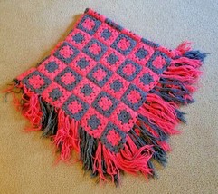 VTG Handmade Granny Square Afghan Crochet Blanket 48x48 Hot Pink Gray Fringe - £15.77 GBP