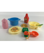 Little Tikes Pretend Play Kitchen Ketchup Bottle Plate Bowl Spatula Toy Lot - $33.78 CAD