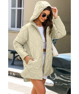 Beige Quilted Snap Button Hooded Coat - $821.27 MXN