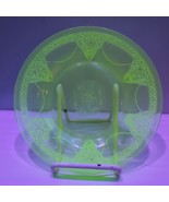 Vintage Federal Glass Georgian Lovebirds Plate Green Uranium  8.5&quot; - $32.69