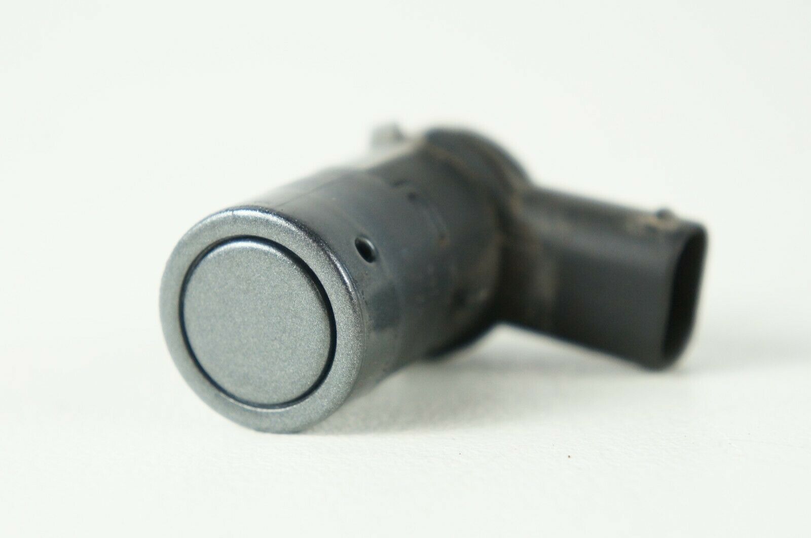 02-2008 bmw e65 e66 745li 750li 750i 760i rear bumper parking sensor oem - $37.87