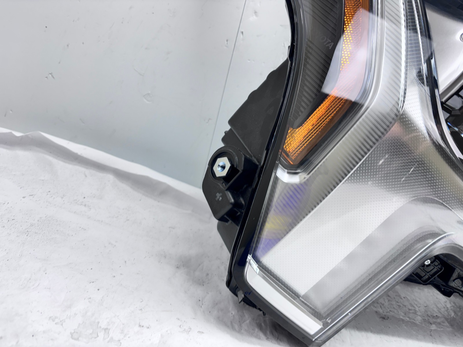 2022 2023 2024 2025 TOYOTA SEQUOIA LED PLATINUM FRONT RIGHT OEM HEADLIGHT Item image 7