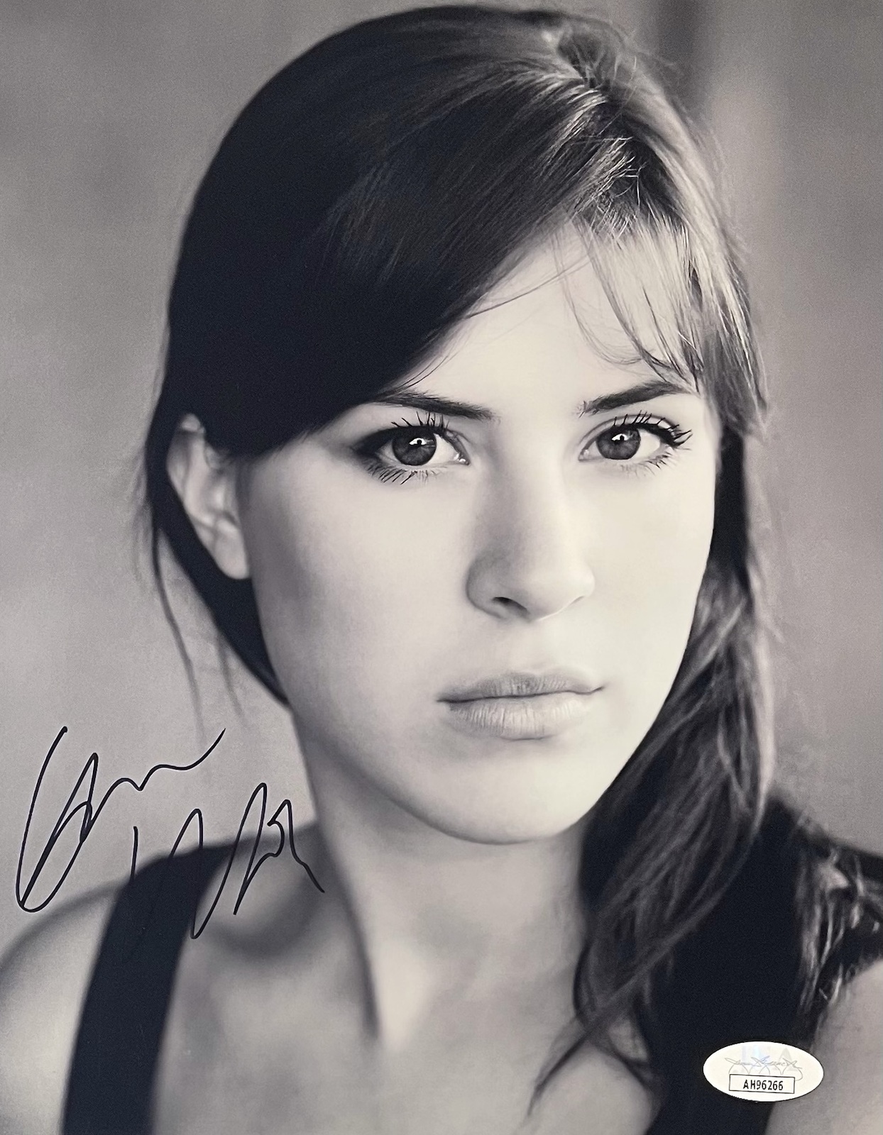 ELEANOR WYLD Autograph SIGNED 8” x 10” PHOTO Frequencies JSA CERTIFIED A... - $49.99