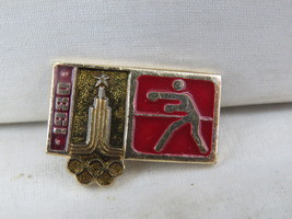 Vintage Olympic Pin - Moscow 1980 Boxing  - Stamped Pin - $275.55 MXN