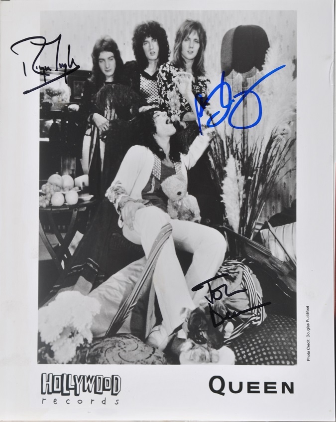 Primary image for QUEEN SIGNED PHOTO X3 - Brian May, Roger Taylor, John Deacon - Freddie w/COA