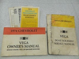 1974 VEGA  Owners Manual Set 16032 - £13.42 GBP
