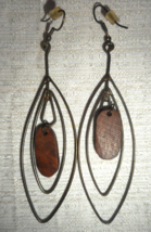 Vtg Earring Unique Wood Metal Geometric 3 1/2&quot; Dangle/Drop Fish Hook Bronze - £7.96 GBP