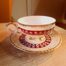 Vintage Red and Gold Footed Teacup and Saucer - £23.42 GBP