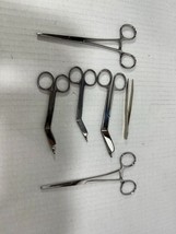 Vintage collection of forceps and scissors - $363.09 MXN
