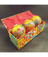 Vera Bradley Christmas Provençal Ornaments Set Of Three With Gift Box 2012 - $347.31 MXN