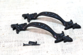 2 Cast Iron Handles Gate Pull Shed Door Barn Handle Drawer Pulls Durable Black - £7.85 GBP