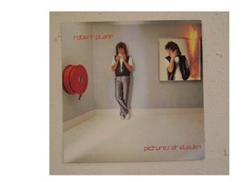 2 Robert Plant Of Led Zeppelin Poster Flat Different - $414.45 MXN