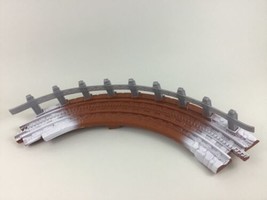Geotrax Christmas in Toy Town Holiday Express Accessory Ramp Brown Track Piece - $16.78