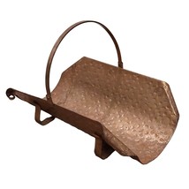 Mid Century Hammered Brass Log Holder, Rustic Vintage Fireplace Decor Caddy - £98.21 GBP
