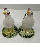 Vintage Chicken Hen Ceramic Salt and Pepper Shakers Farm Country Decor - $23.02 CAD