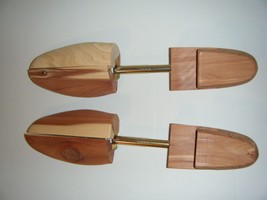 Shoe Tree Co. Medium Shoe Keeper Split Toe Pair -  SZ LG #4000B - £8.72 GBP