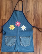Denim Blue Jean Apron ~ Daisy Pattern ~ Pockets ~ Handmade ~ Kitchen Apron (2) - £20.85 GBP