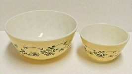 Pyrex SHENANDOAH Glass 403  401 Mixing Bowls Green Flowers on Yellow Set Of Two - £29.40 GBP