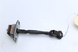 03-06 INFINITI G35 SEDAN FRONT RIGHT PASSENGER SIDE DOOR CHECK STOPPER Q8017 image 10