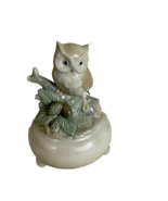 Porcelain Owl on the Branch  Musical Figurine Plays 5&quot; - $211.72 MXN