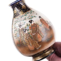 Antique Meiji Japanese Satsuma Vase - £349.52 GBP