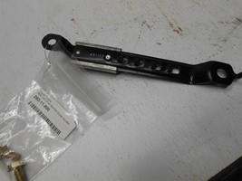 2006 Toyota Tundra Rear Left Driver Seat Belt Guide Adjuster With Bolts - $29.99