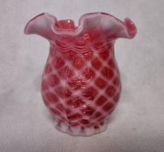 Fenton Cranberry Diamond Optic Opalescent Vase Ruffled Lattice - £38.23 GBP