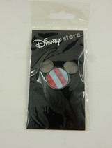 Disney Store Mickey Mouse Hologram Lenticular Mickey Icon Head w/Flag Pi... - $5.59