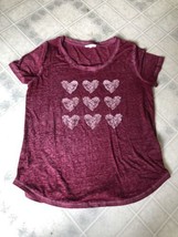 Maurices sz Small Red with Heart graphic Metallic Short Sleeve Tee - £16.13 GBP