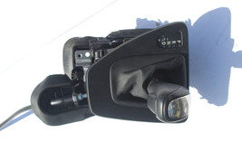 2007-2011 BMW 335i E92 AUTOMATIC SHIFTER SELECTOR W/ SHIFT BOOT K1493 image 2