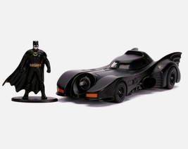NEW Batman 1989 BATMOBILE 1:32 Scale DieCast Vehicle &amp; Figure - $249.18 MXN